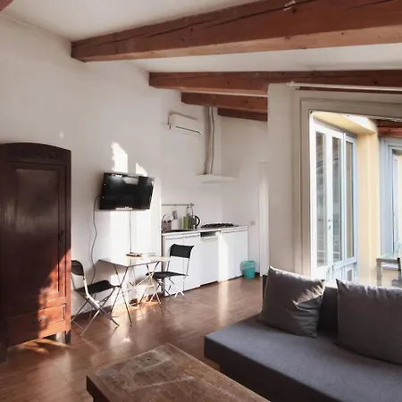 Appartement Dhomes - And - Duomo Delight, Terrace